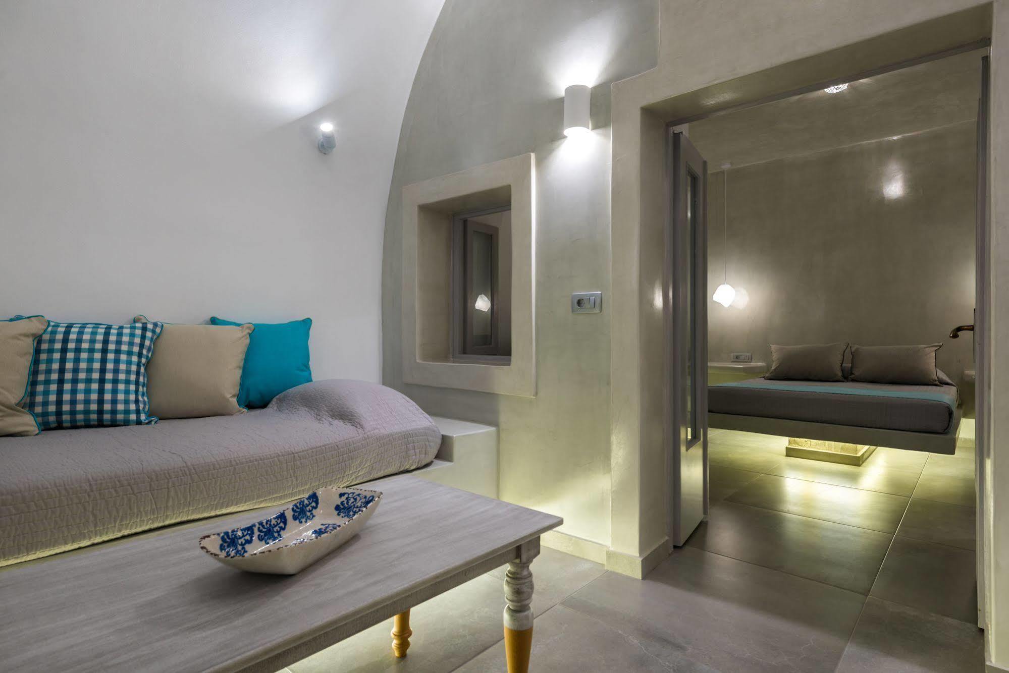 Nefeli Homes - Adults Only * Imerovigli (Santorini)